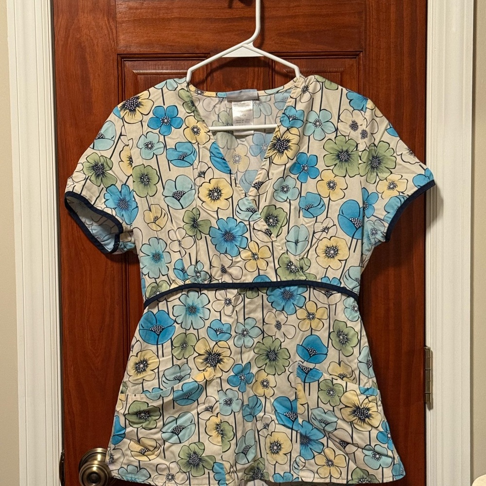 Floral V-Neck Scrub Top